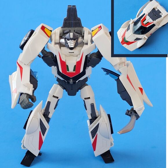 Hasbro Transformers Prime Robots in Disguise Wheeljack Deluxe Class Only 1 Sword - Picture 1 of 16